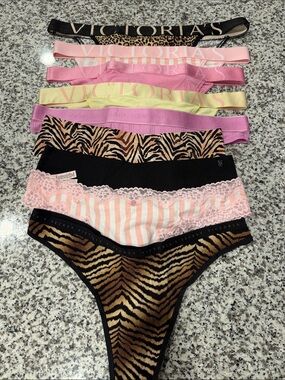 VS/ Pink Underwear